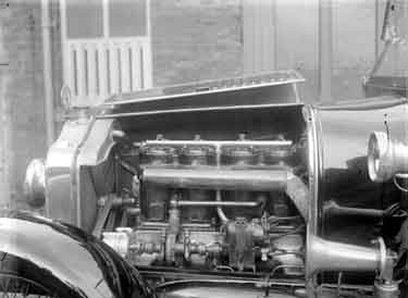 Rolls Royce Car engine