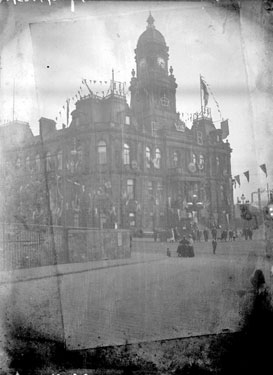Royal visit, King George V & Queen Mary, Town Hall, Dewsbury decorated