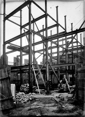 Dewsbury Railway Station, construction of new building