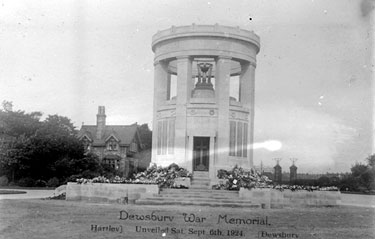 War Memorial, Crow Nest Park, Dewsbury - unveiled 6th September 1924