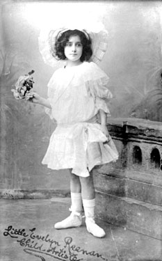 Potrait of girl, Evelyn Reenan, child Artiste
