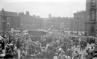 Crowd in Market Place, Dewsbury