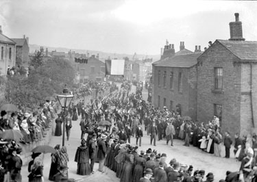 Procession celebrating Queen Victoria Diamond Jubilee, Batley