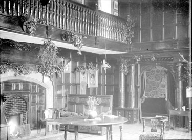 Oakwell Hall, Birstall: interior - Great Hall