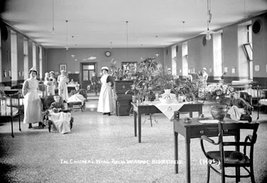 Childrens Ward, Royal Infirmary, Huddersfield: the toddler in the nurse's arms on left has been identified as Margaret Ludlam (now Laherty) of Holmfirth who was in hospital with an ear complaint