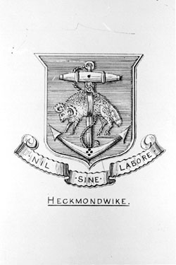 Heckmondwike Grammar School Badge