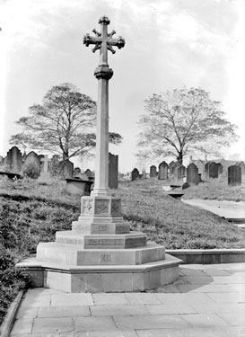 Brookes Memorial Cross, in the grounds of the Parish Church of St Michael and All Angels, Church Lane, Thornhill, Dewsbury.