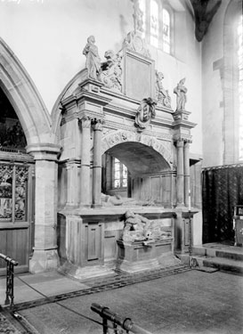 Thornhill Church: Tomb of Sir George Saville & wife