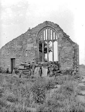 Thornton Church ruins