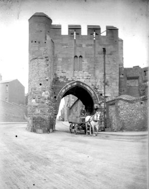 Priory Gate Arch, Lincoln