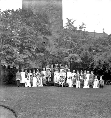 Almondbury Vicarage May Queen and Court