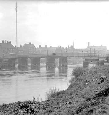 The Bridge, Selby