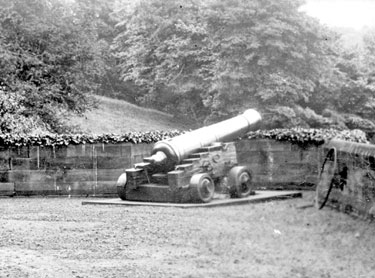 Russian Cannon, Longley Hall, Almondbury, Huddersfield