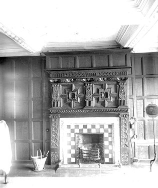 Woodsome Hall: fireplace in the Morning Room
