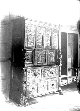 Woodsome Hll: interior, Cabinet in the Morning Room dated 1405