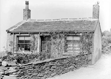 Cottage, Bank Top, Almondbury