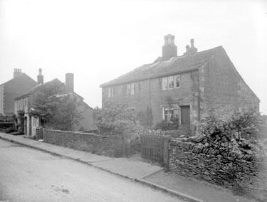 Cottages, No.s 106 - 112 Kaye Lane, Almondbury