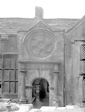 New Hall, Elland