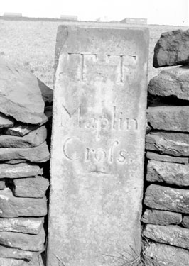 Maplin Cross, Lee Hill, Old Lindley