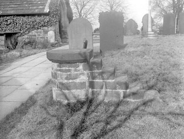 Mounting Steps, Tankersley Churchyard