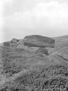 Rocking stones, Heading Lee Rocks, Wessenden