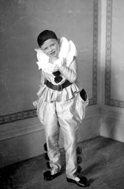 Portrait of Walter Barraclough in Pieriot costume