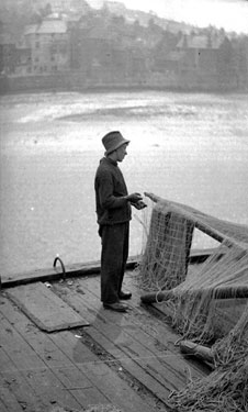 Mending fishing nets