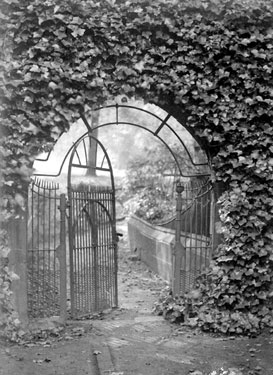 Ornamental gate