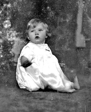 Portrait of baby, Ann Littlebury
