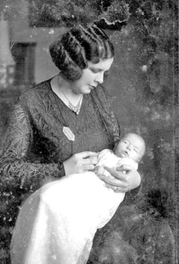Portrait of Mrs Smith (nee Crabtree) and baby