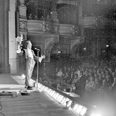 Ken Dodd at The Alahambra, Bradford