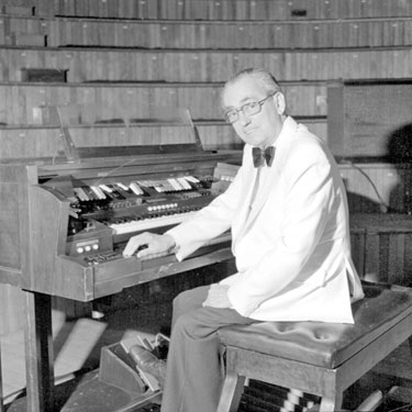 Reginald Dixon, Organist, at Batley Variety Club