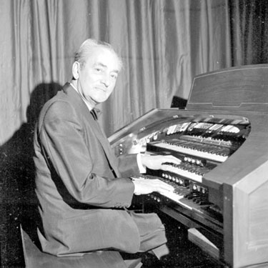Reginald Dixon, Organist, at Batley Variety Club