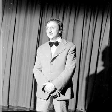Ken Dodd at Batley Variety Club