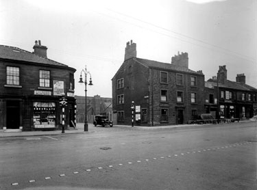 Wakefield Road, Huddersfield - the Wharf Inn corner of Firth Street