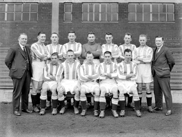 Huddersfield Town Football Club, team photograph - Season 1929-30