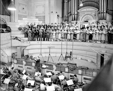 Huddersfield Town Hall - interior, choir singing