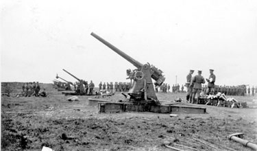 214 Battery Royal Artillery, Huddersfield Territorial Army - Penally Camp - an anti-aircraft gun in action
