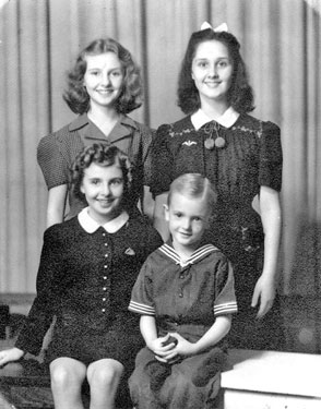 Young evacuees, children of Hoover Employees sent to USA in WWII - Jacqueline Gibson, standing right, with Marilyn, Dari & Nick, her American 'Foster Cousins'
