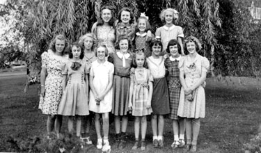 Young evacuees, children of Hoover Employees sent to USA in WWII: group