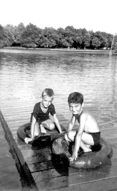 Young evacuees, children of Hoover Employees sent to USA in WWII: Nick and Daniel