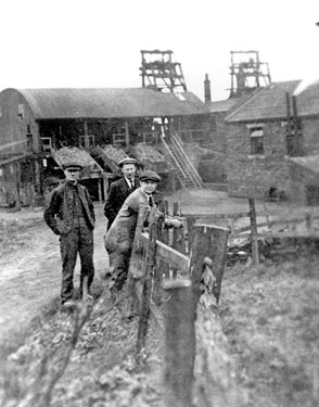 Miners at Coates Pit, Scholes: the pit was owned for most of its working life by the Low Moor Co. estab. in 1789 for production of iron. Coates opened in 1872 and closed in 1937.