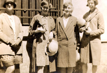 Wheelwright Grammar School Photo Album: 1920s/30s - Outside the gates of St. Lazaie