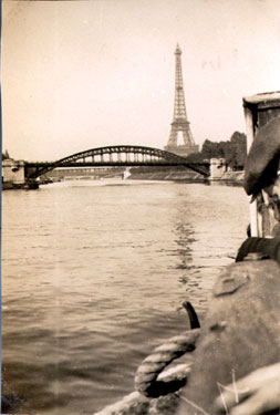 Wheelwright Grammar School Photo Album: 1920s/30s - St. Cloud - Paris by boat, tour-Eiffel