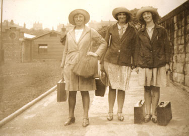 Wheelwright Grammar School Photo Album: 1920s/30s - We leave Wheelwright Grammar School
