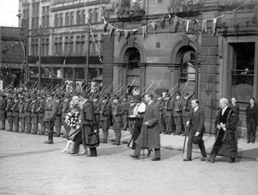 The Duke and Duchess of York (future King George VI & Queen Elizabeth, later Queen Mother), visit Batley to open Batley & District Hospital extensions. - This image is taken outside the Batley Town Hall.