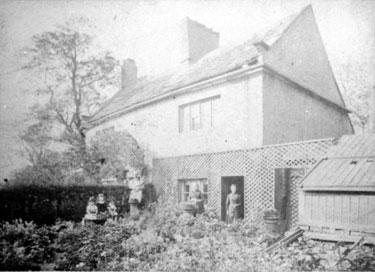 Cottages in Crow Nest Park, Dewsbury