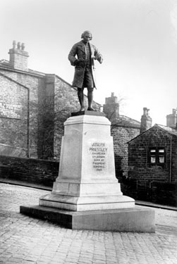 Dr. Priestley Statue - erected by public subscription, and unveiled by Sir Edward Thorpe on December 12th, 1912. 