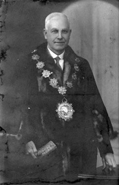 Mayor Frederic William Tong 1937-38, 1938-39