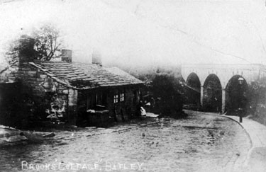 Brooks Cottage, (now demolished) - Scotchman Lane Viaduct, Batley.